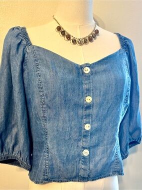 Express Indigo Denim Button-Front Puff Sleeve Top